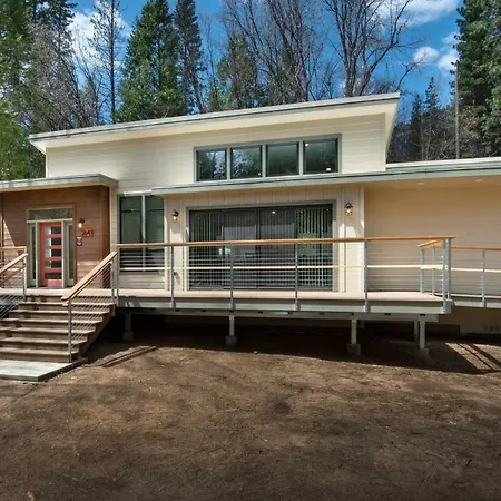 11R Spring Meadow Retreat Villa